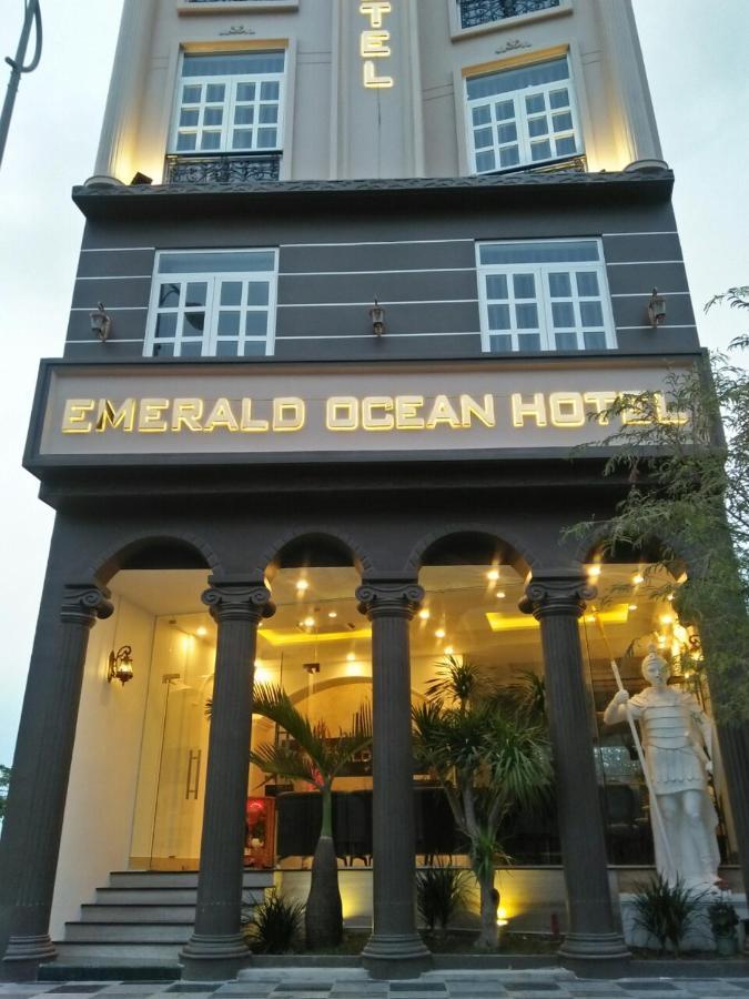 Emerald Ocean Hotel Phan Thiet Bagian luar foto